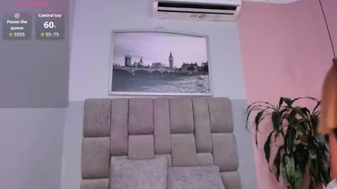 Selene online show from November 25, 3:20 am