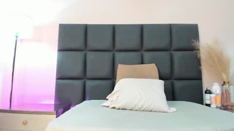 Selene Lujan online show from March 28, 12:04 pm