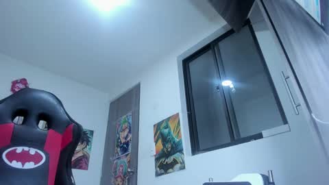 Snapshot of selina_kyl3 chatting on January 9, 2:01 am Selinna Kyle online show from January 9, 2:01 am