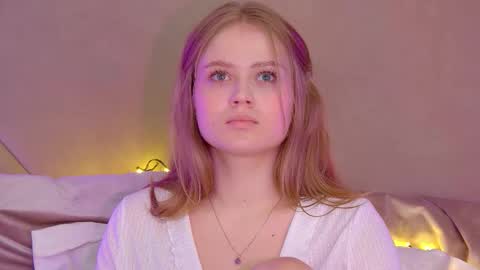 SelinSwarovski online show from September 12, 6:59 pm