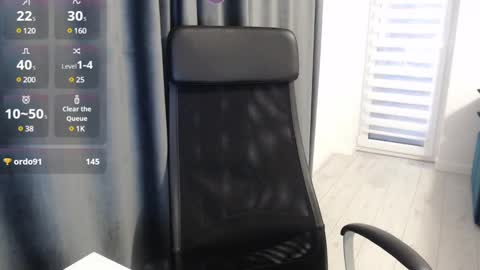 Snapshot of sellena_cute chatting on January 20, 2:57 pm Sellena Angel online show from January 20, 2:57 pm