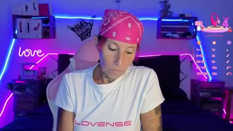 Selvaggia Del Caribe online show from September 17, 5:00 pm