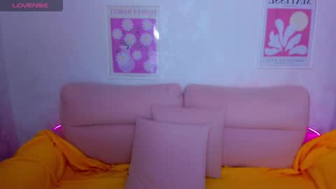 Emily  online show from April 27, 2:30 am