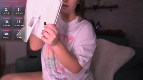 Jasmine online show from January 26, 9:08 am