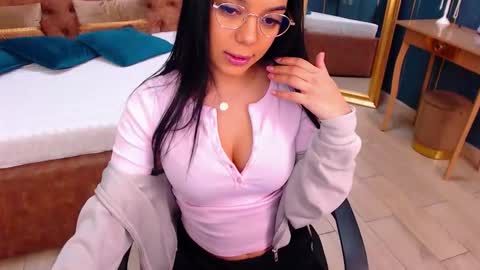 Serena online show from October 23, 9:59 am