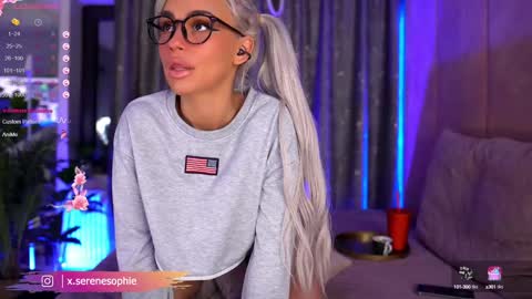 Snapshot of serene_sophiex chatting on January 21, 8:21 pm Serene Sophiex online show from January 21, 8:21 pm