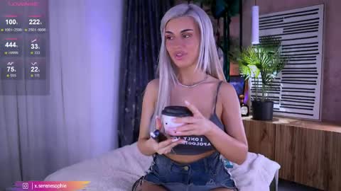 Serene Sophiex online show from June 5, 9:32 pm