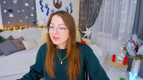 Snapshot of sereneflame chatting on December 22, 2:49 pm Ophelia online show from December 22, 2:49 pm