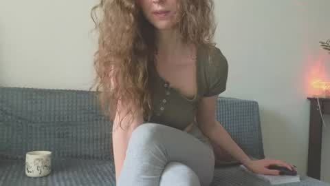 Hey Guys and Girls non-binary personalities  Im Sereta online show from June 12, 11:07 am