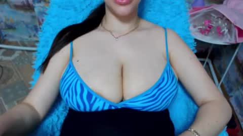 seu_cute online show from October 9, 7:12 am