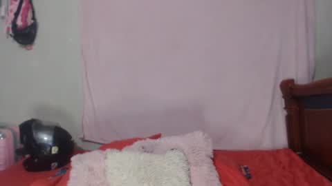 Snapshot of sex_forever77 chatting on December 9, 2:24 am Karol y antony online show from December 9, 2:24 am