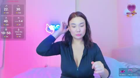 Lumi online show from April 13, 3:30 am