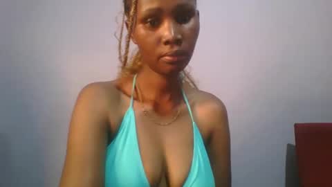 Snapshot of sexie_love chatting on March 3, 4:32 am Nancy online show from March 3, 4:32 am