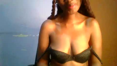 Snapshot of sexie_love chatting on September 27, 9:55 pm Nancy online show from September 27, 9:55 pm