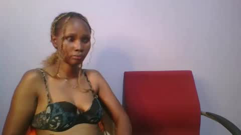 Snapshot of sexie_love chatting on March 4, 2:32 pm Nancy online show from March 4, 2:32 pm
