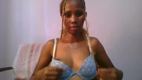 Snapshot of sexie_love chatting on March 6, 11:25 am Nancy online show from March 6, 11:25 am