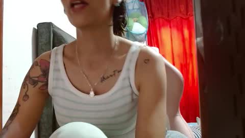 sexmilkdirty online show from February 13, 10:00 pm