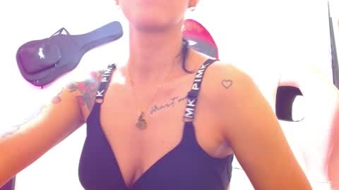 sexmilkdirty online show from January 23, 3:05 am