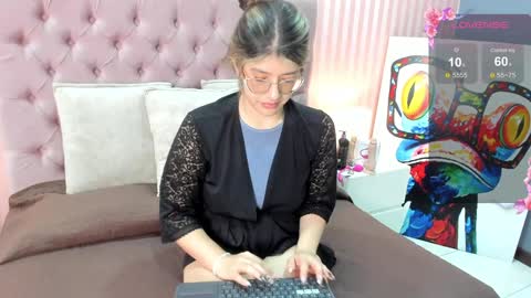 Snapshot of sexmilla_ chatting on January 17, 9:50 pm My name is sexmilla Dont forget to follow me online show from January 17, 9:50 pm
