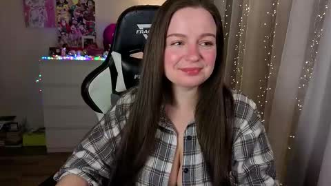 My name is Mia whats yours online show from January 15, 6:58 pm