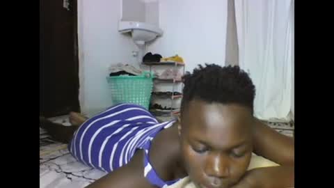 Snapshot of sexqueen02 chatting on February 14, 12:47 pm sexqueen02 online show from February 14, 12:47 pm