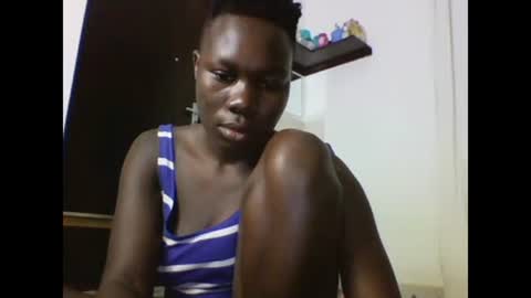 Snapshot of sexqueen02 chatting on February 3, 10:58 am sexqueen02 online show from February 3, 10:58 am