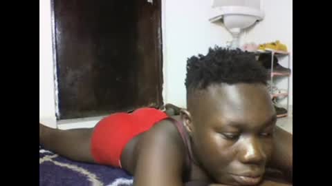 Snapshot of sexqueen02 chatting on January 25, 4:02 am sexqueen02 online show from January 25, 4:02 am