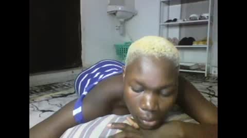 Snapshot of sexqueen02 chatting on March 2, 6:57 pm sexqueen02 online show from March 2, 6:57 pm