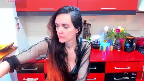 Snapshot of sexqueen1111 chatting on February 2, 2:59 am sexqueen1111 online show from February 2, 2:59 am