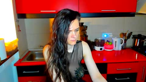 sexqueen1111 online show from January 8, 4:49 am