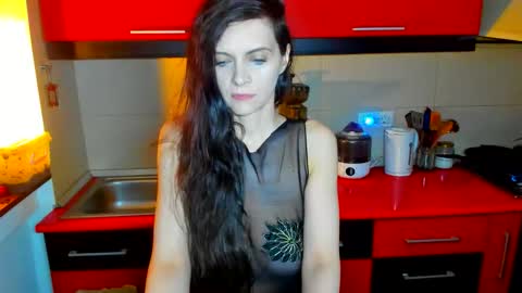 sexqueen1111 online show from March 17, 7:34 am