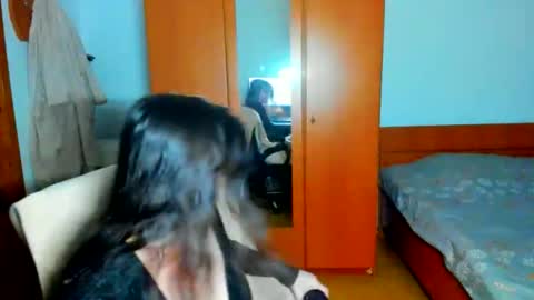 sexqueen1111 online show from April 25, 3:53 am