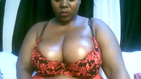 sexxi_ebony online show from April 20, 6:44 pm
