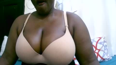 sexxi_ebony online show from September 28, 1:12 am