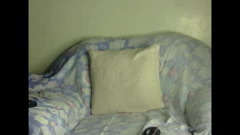 Natural boobs online show from November 27, 8:17 am