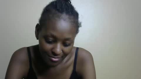 Snapshot of sexxy_bum23 chatting on February 21, 8:05 pm sexxy bum online show from February 21, 8:05 pm