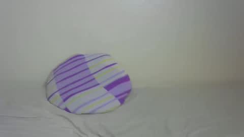 Snapshot of sexxy_bum23 chatting on February 19, 7:28 am sexxy bum online show from February 19, 7:28 am