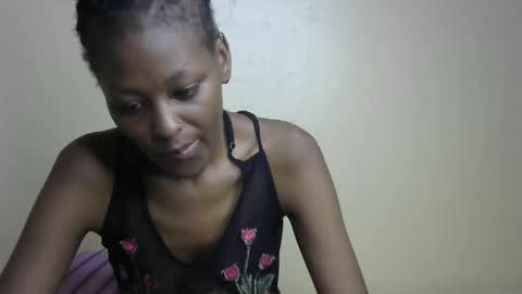 Snapshot of sexxy_bum23 chatting on February 11, 11:09 am sexxy bum online show from February 11, 11:09 am