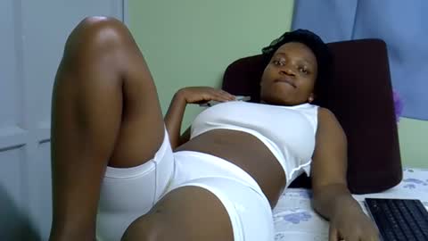 African Queen online show from February 3, 9:03 am