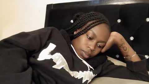 ivy online show from April 28, 10:02 pm