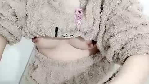 sexy8685 online show from December 20, 2:04 am