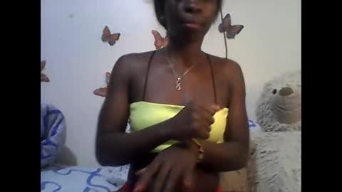 Snapshot of sexy_annbel chatting on October 19, 10:12 pm Ann online show from October 19, 10:12 pm