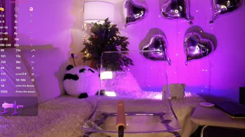 Snapshot of sexy_blonde_doll chatting on February 13, 6:41 am Lina online show from February 13, 6:41 am