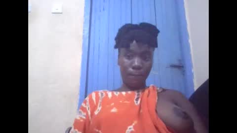 sexy_butty01 online show from April 19, 6:54 pm