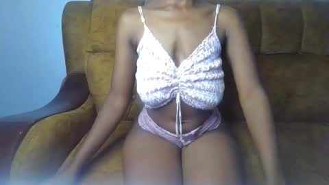 Ellahh online show from March 29, 10:14 am