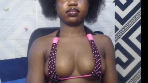 Snapshot of sexy_floral chatting on September 15, 8:55 am Angela online show from September 15, 8:55 am