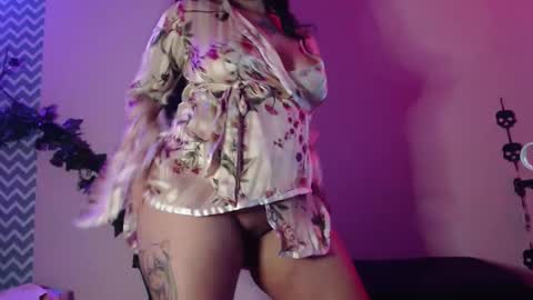 Snapshot of sexy_impact chatting on March 10, 3:34 am    online show from March 10, 3:34 am