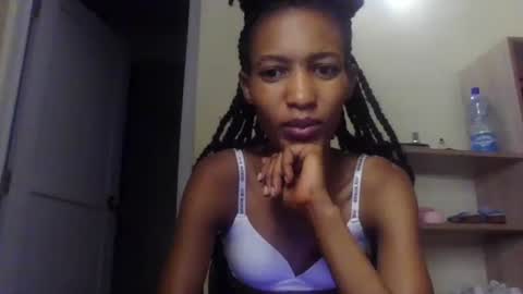 Snapshot of sexy_janny chatting on October 6, 12:05 am Janny online show from October 6, 12:05 am