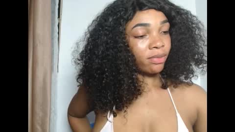 Snapshot of sexy_kitty881 chatting on October 5, 9:31 pm Sexy kitty881 online show from October 5, 9:31 pm