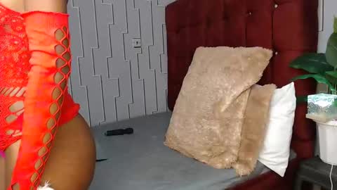 larisa online show from February 6, 7:18 pm